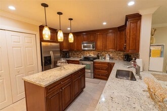 3815 NW 122nd Terrace in Sunrise, FL - Building Photo - Building Photo