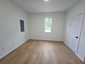 1259 Chartiers Ave in Pittsburgh, PA - Building Photo - Building Photo