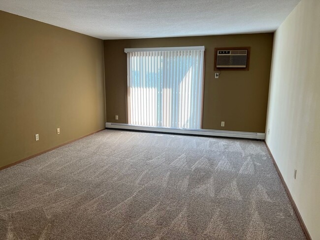 922 Benton Dr in Sauk Rapids, MN - Building Photo - Building Photo