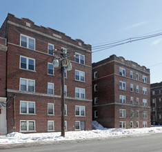 1025 N Broad St in Elizabeth, NJ - Building Photo - Building Photo