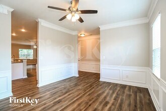 4008 Houndscroft Rd in Indian Trail, NC - Foto de edificio - Building Photo