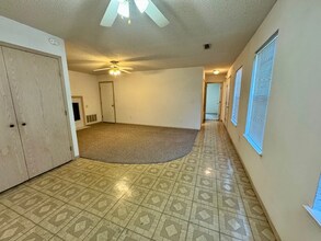 1386 N Bernice Dr in Fayetteville, AR - Building Photo - Building Photo