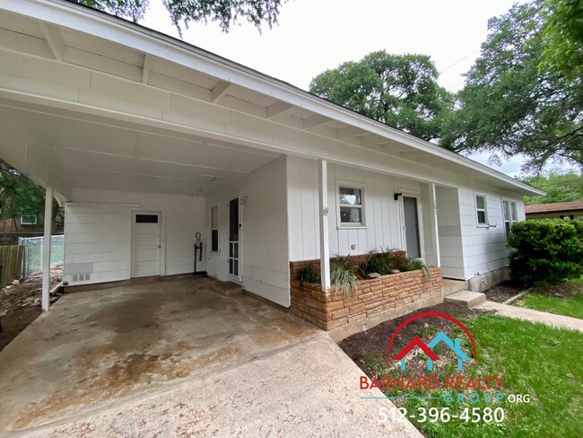 property at 105 Mandalay Ln