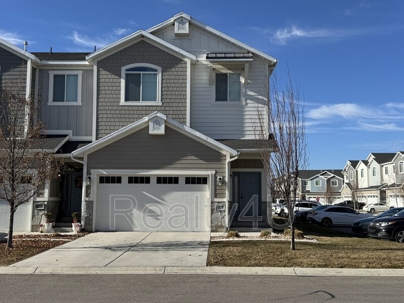 686 S 1803 W in Vineyard, UT - Foto de edificio