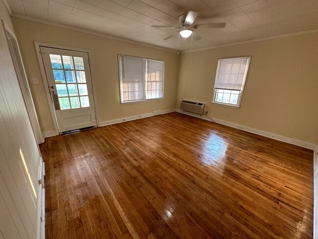 405 E Bodenhamer St in Kernersville, NC - Building Photo - Building Photo