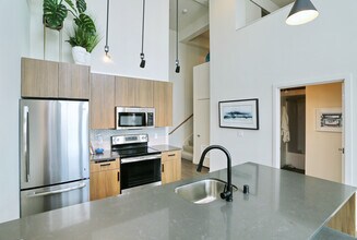 Talisman in Redmond, WA - Foto de edificio - Interior Photo
