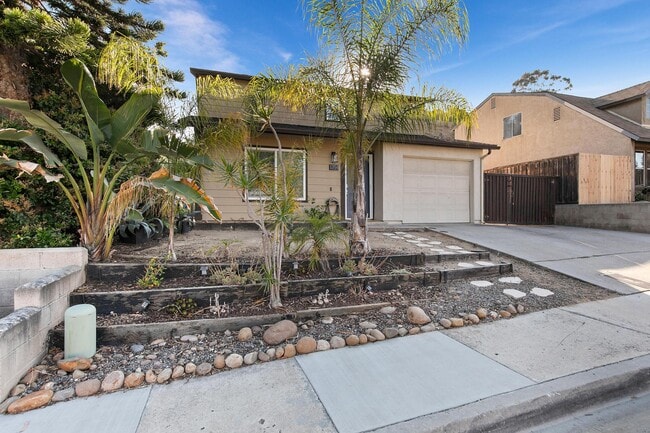 1754 Hanford Dr in San Diego, CA - Building Photo - Building Photo