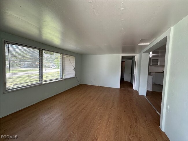 1746 Pacific Ave in North Fort Myers, FL - Building Photo - Building Photo