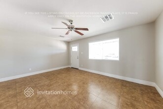 2408 W Seldon Ln in Phoenix, AZ - Building Photo - Building Photo