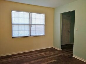 294 SW Greenridge Ln in Lake City, FL - Building Photo - Building Photo