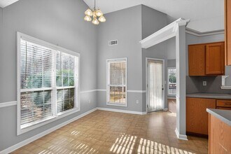 345 Freeman Dr in Covington, GA - Building Photo - Building Photo