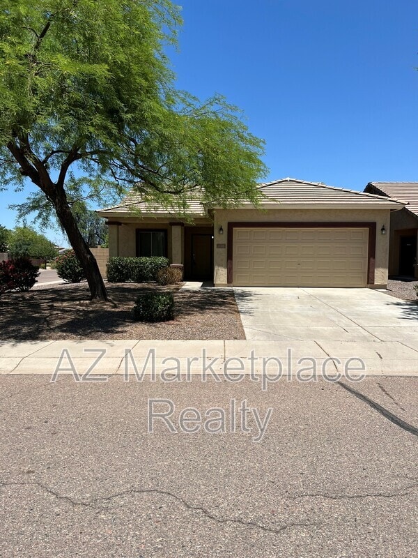 property at 466 E Yellow Wood Ave