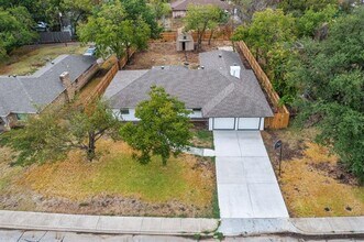 733 Greenland Way in Grand Prairie, TX - Building Photo - Building Photo