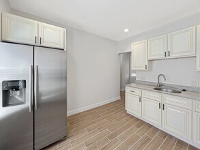 94 Winthrop St in Boston, MA - Building Photo - Building Photo