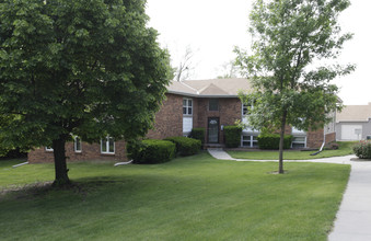 Behm Apartments in Elkhorn, NE - Building Photo - Building Photo