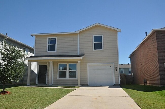 7806 Maverick Trace Ln
