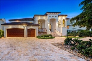 18291 Deep Passage Ln in Fort Myers Beach, FL - Building Photo