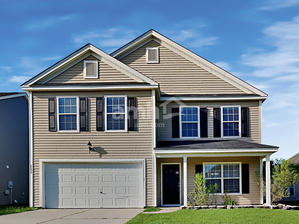 2030 Clipstone Dr in Ladson, SC - Foto de edificio