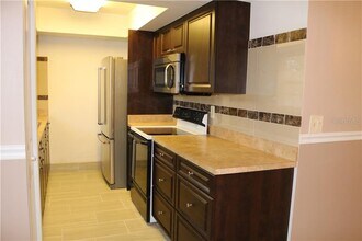 1845 S Highland Ave in Clearwater, FL - Building Photo - Building Photo