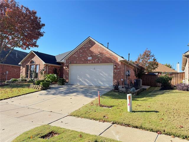 7704 Fallen Antler Pl in Arlington, TX - Foto de edificio - Building Photo