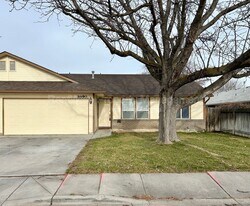 8990 W Cory Ln in Boise, ID - Building Photo