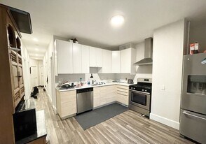 19 Eastman St in Boston, MA - Building Photo