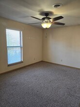 858 State Rte D in Osage Beach, MO - Building Photo - Building Photo