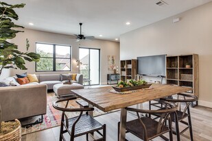 3133 Waits Ave in Fort Worth, TX - Building Photo