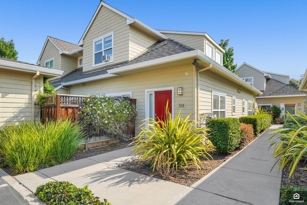769 Bryn Mawr Ct in Mountain View, CA - Building Photo
