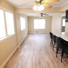 9716 Warren Ave in Oak Lawn, IL - Building Photo - Building Photo