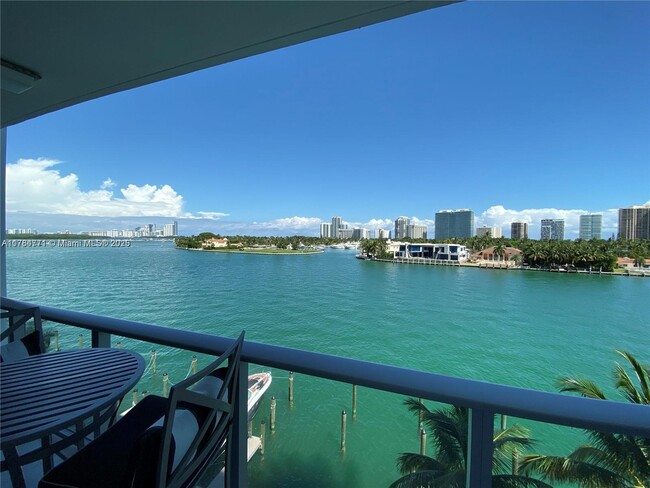 property at 10201 E Bay Harbor Dr