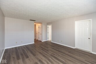 2091 Galaxy Dr in Franklin, IN - Building Photo - Building Photo