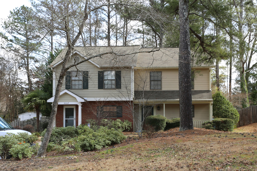 5001-5007 Village Green Way in Alpharetta, GA - Building Photo