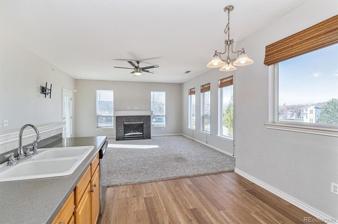 3501 E 103rd Cir in Thornton, CO - Foto de edificio