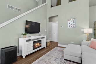 534 Sudbury Cir in Oswego, IL - Building Photo - Building Photo