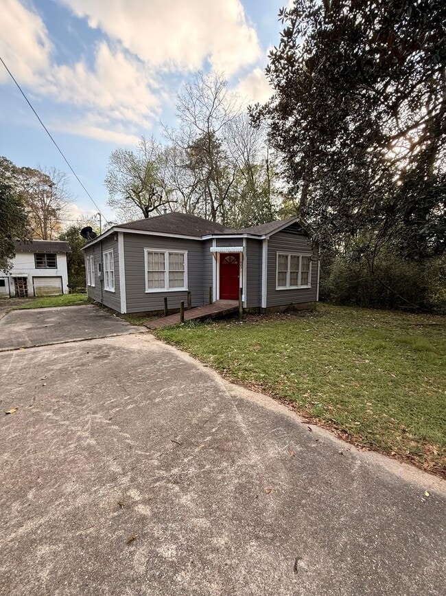 property at 603 College St