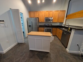 174 Chester Ave SE, Unit Unit 146 in Atlanta, GA - Building Photo - Building Photo