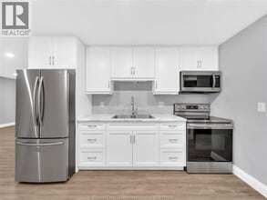 600 Simcoe St in Amherstburg, ON - Building Photo - Building Photo