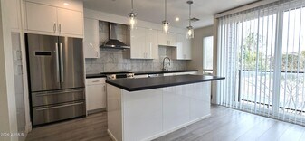 506 S Hardy Dr in Tempe, AZ - Building Photo