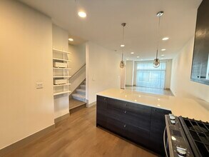 4143 California Ave SW in Seattle, WA - Building Photo - Building Photo