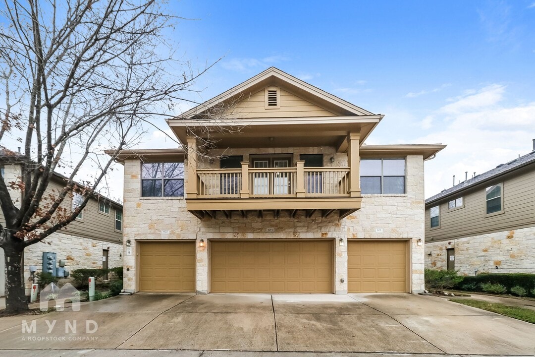 1310 W Parmer Ln in Austin, TX - Building Photo