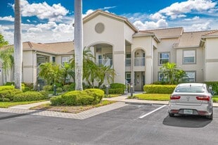 20061 Barletta Ln in Estero, FL - Building Photo