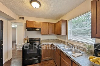 6414 Pinelock Dr in Jacksonville, FL - Building Photo - Building Photo