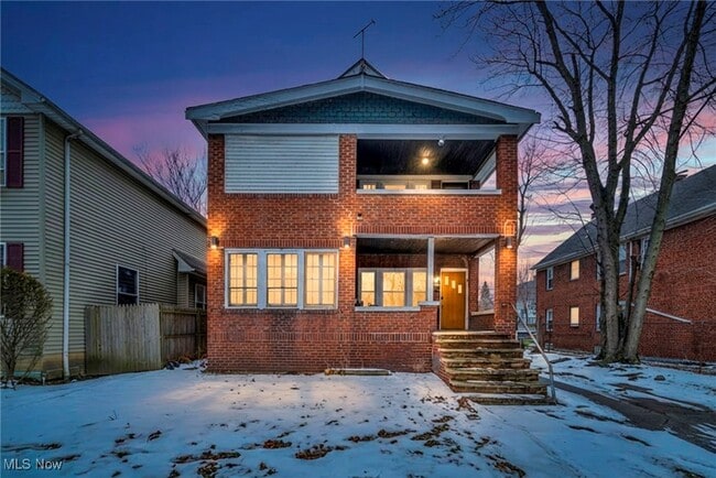 1030 Wheelock Rd in Cleveland, OH - Foto de edificio - Building Photo