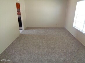 4928 Crenshaw Dr in El Paso, TX - Building Photo - Building Photo