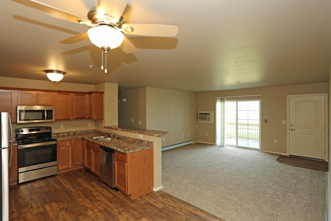 DRISCOLL ROAD ESTATES Photo