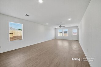 10814 Red Orchid Dr in Houston, TX - Building Photo - Building Photo