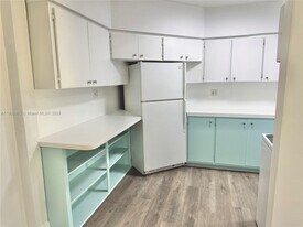 6320 Mayo St in Hollywood, FL - Building Photo