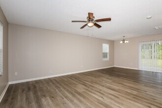 8138 Fisher Bend Dr in Indianapolis, IN - Building Photo - Building Photo