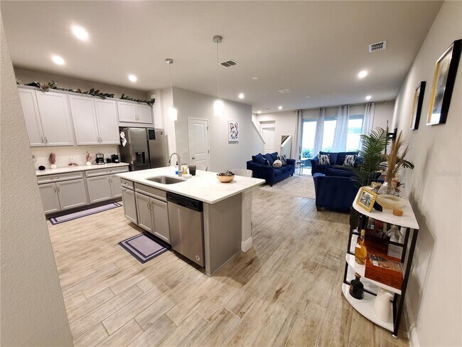 6019 Grand Sonata Ave in Lutz, FL - Building Photo - Building Photo